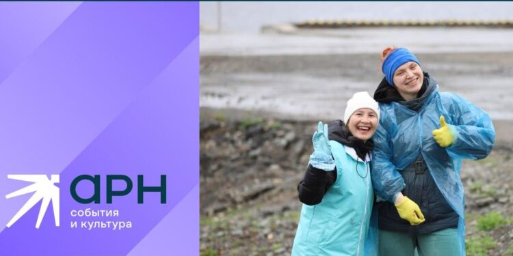 Субботник на берегу Енисея